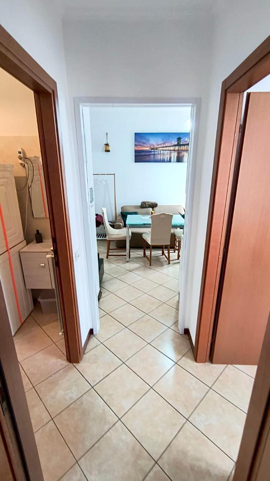 Appartamento Confortevole Con Terrazza Como Buitenkant foto